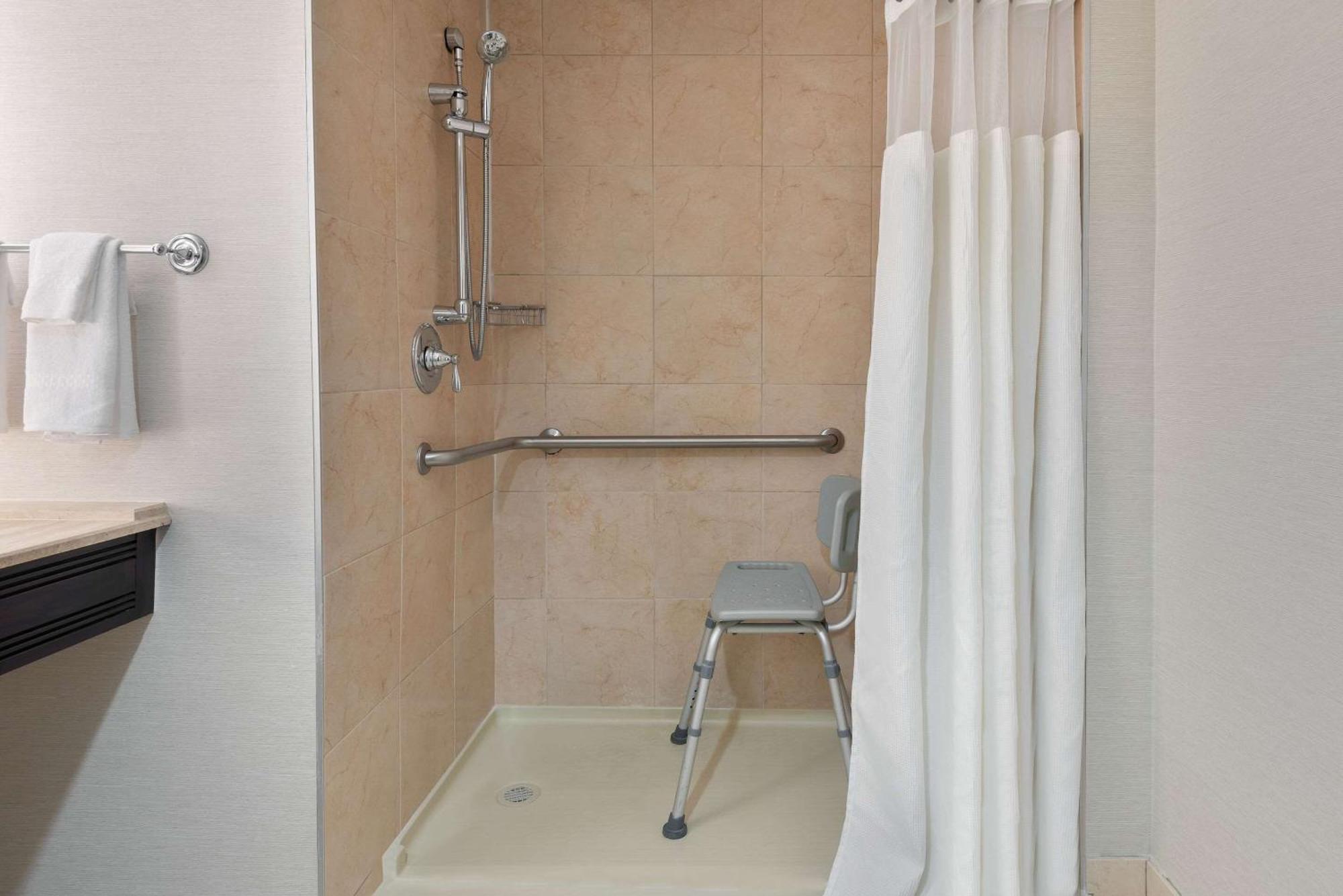 The Connally Downtown Atlanta, Ascend Collection 3*
